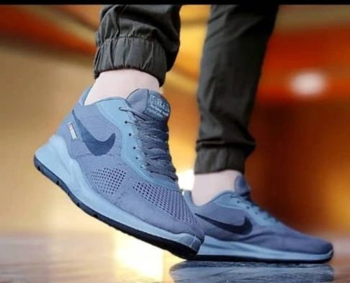 خرید کفش اسپرت طوسی تیره مردانه