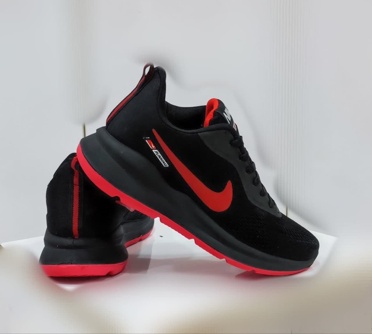 خرید اسپرت راحتی روزمره مردانه مشکی قرمز