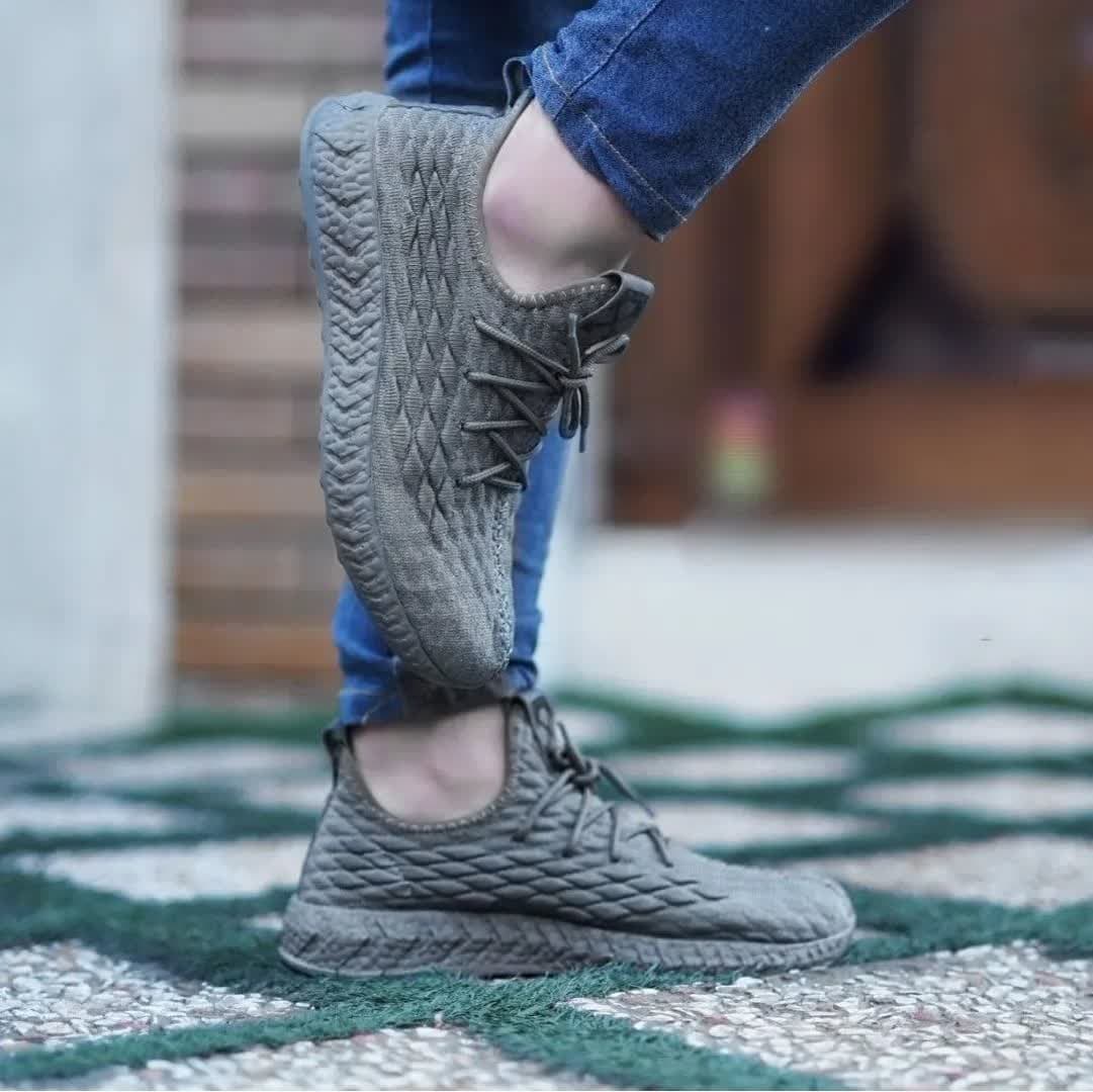 خرید کتونی سبک وراحت پیاده روی و باشگاه قابل انعطاف