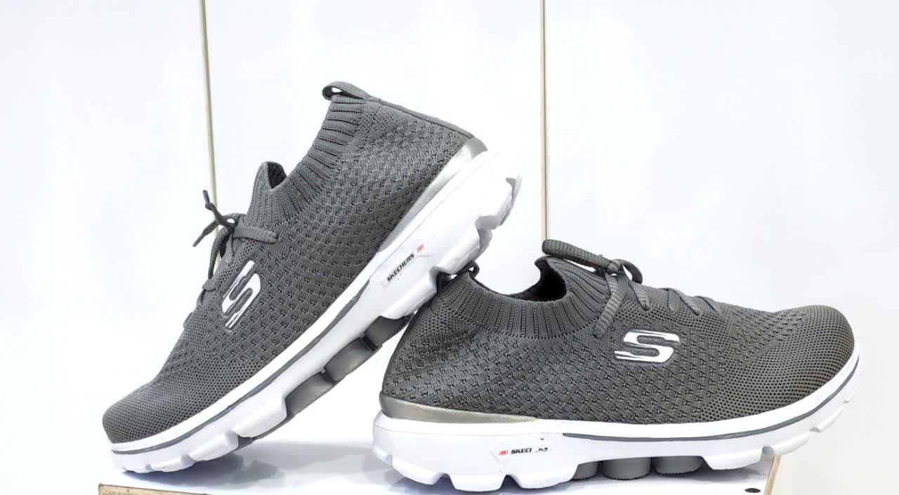 اسکیچرز سبک و راحت قابلیت شست و شو  SKECHERS